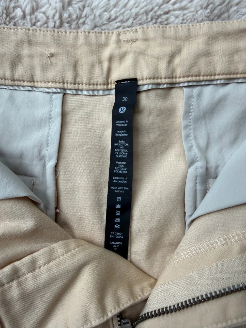 Lululemon Commission Classic Fit Short 7